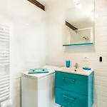 Le Charmant - Grand Studio Au Coeur Du Village Apartamento *